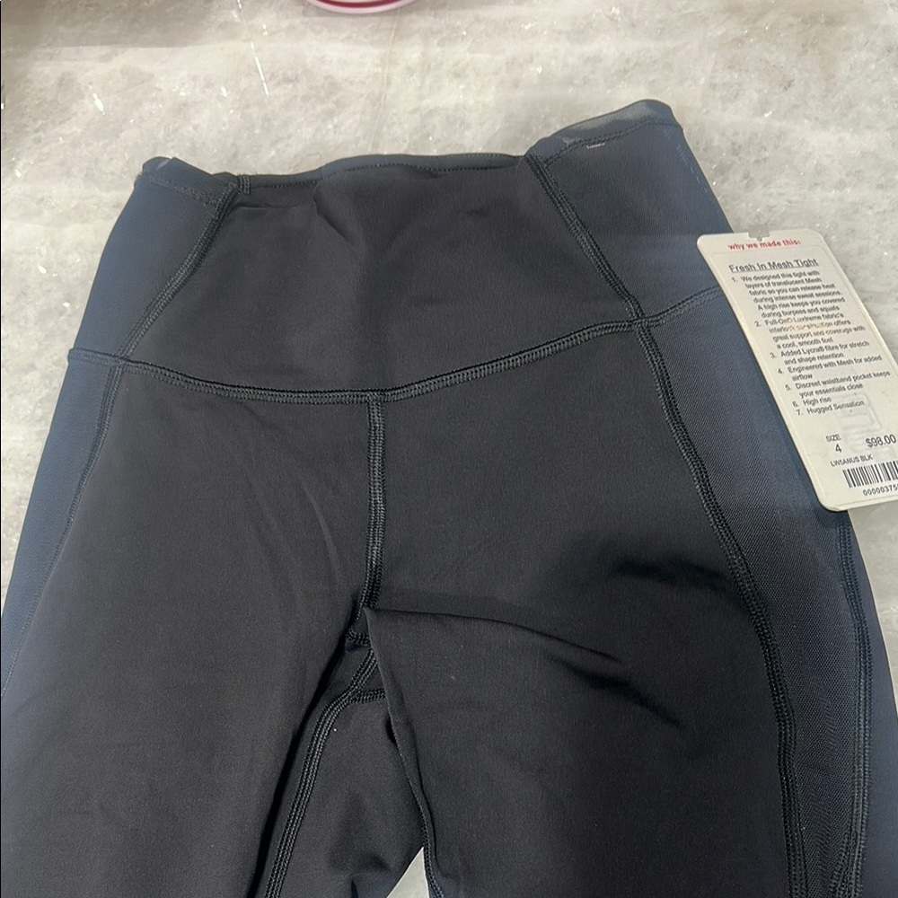 Lululemon Fresh In Mesh Tight SZ 4 Black/Black Mesh NWT